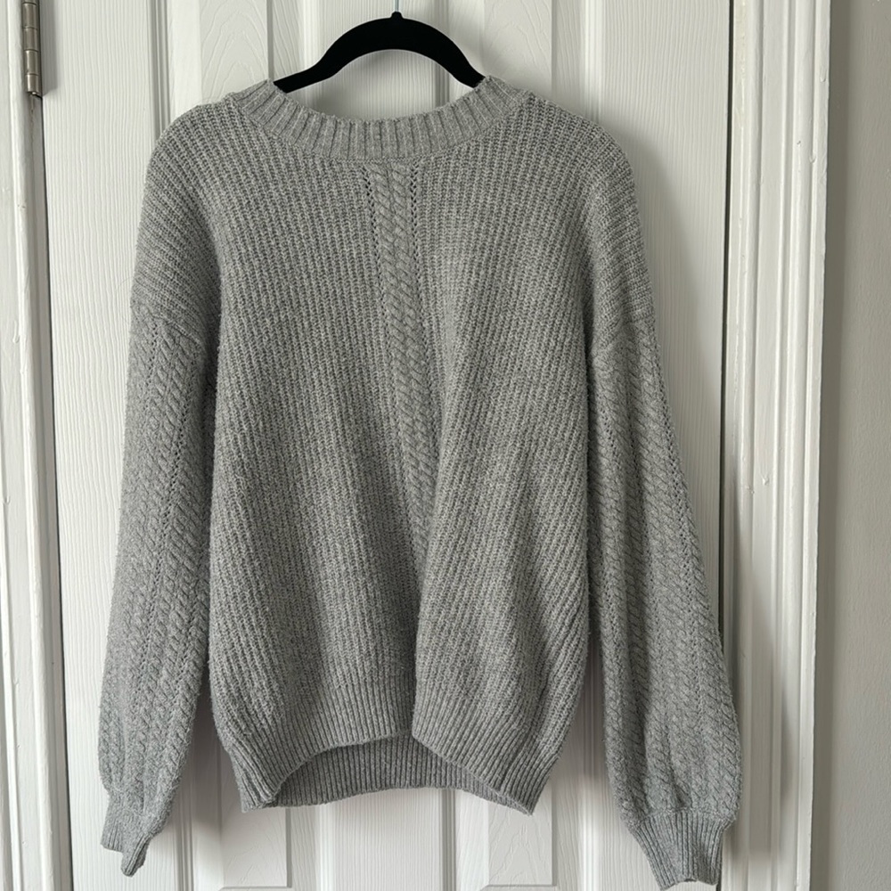 Tahari sweater